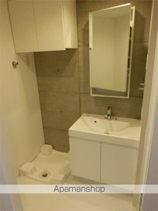 ＺＯＯＭ新宿夏目坂[2K/36.62m2]の洗面所