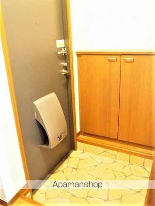 シェソワセレーノＣＤ[2K/42.48m2]の玄関