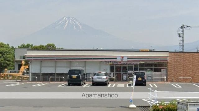 クラーヴォIの周辺写真