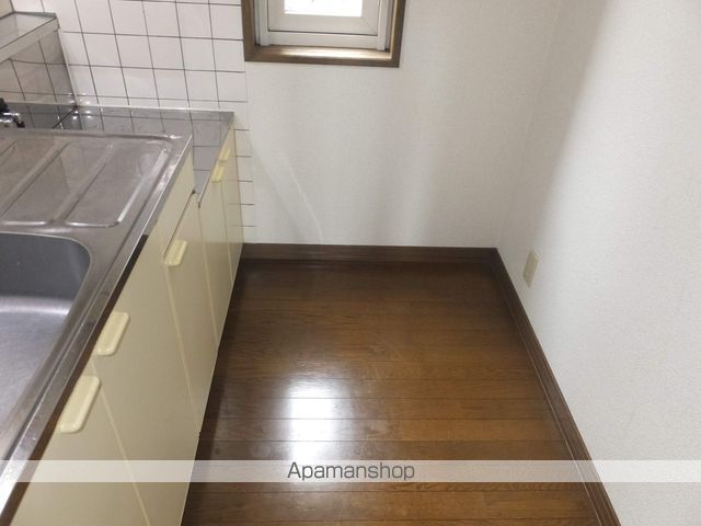 シャネル月寒の内装写真