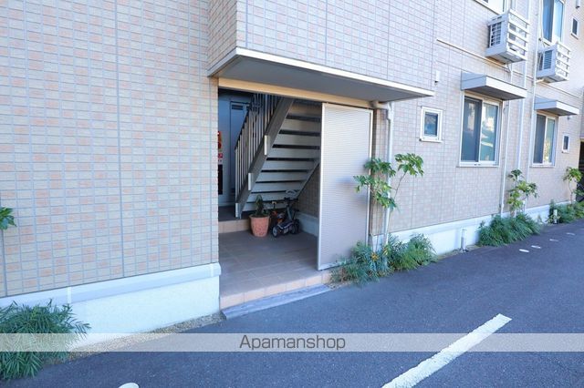 サンライズガーデンの玄関写真
