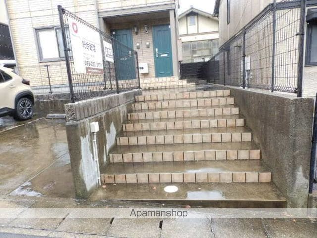 グランドュールゆたかの玄関写真