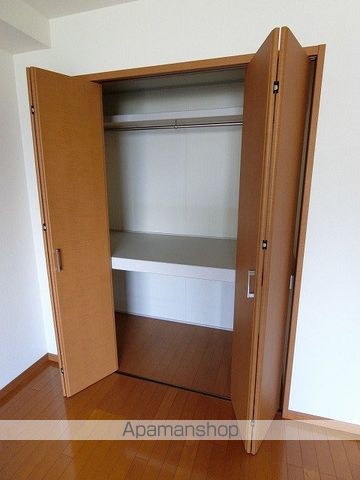 グリーングラスNの内装写真