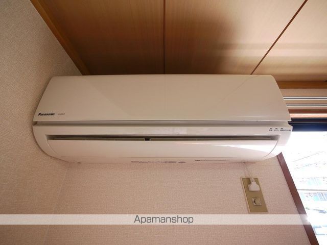 石名坂エーコーの内装写真