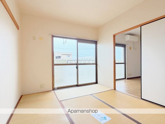 グローリーの内装写真
