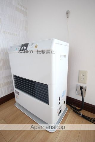 クリスタル参番館の内装写真