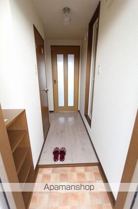 メグナル　２１[1K/23.04m2]の玄関