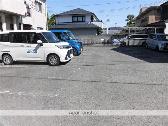 和歌山県和歌山市野崎[2DK/42.72m2]の駐車場