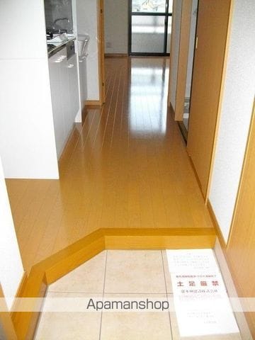 名古屋市鶴舞線 原駅 徒歩10分 4階建 築19年の内装写真