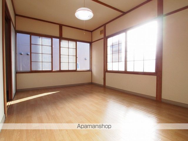 成田マンション第二の内装写真