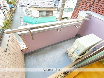 セザール大手[1R/32m2]のバルコニー