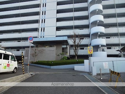 高知県高知市鴨部[4LDK/71.42m2]のエントランス