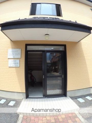 コートバニヤンの玄関写真