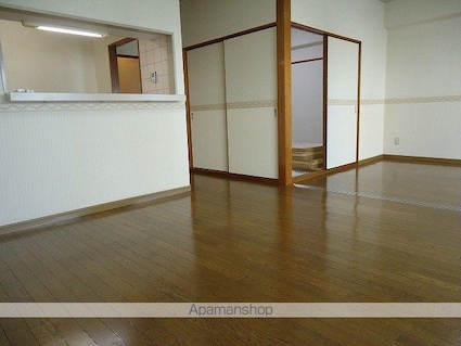 アーバンコート高木[3LDK/71.5m2]の内装2