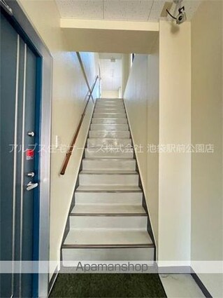 本田ビル[1R/27m2]の共用部