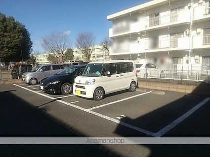 レオネクストサンモール向原[1R/26.08m2]の駐車場1