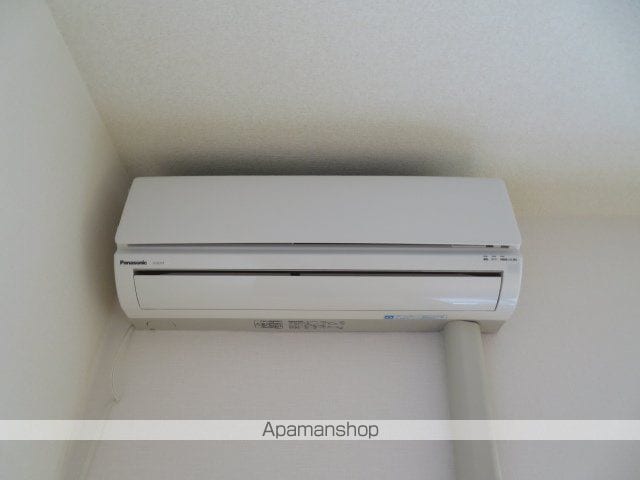 ロイヤルヒルズ富沢IIIの内装写真