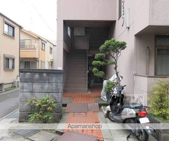 甲ノ辻マンションの外観写真