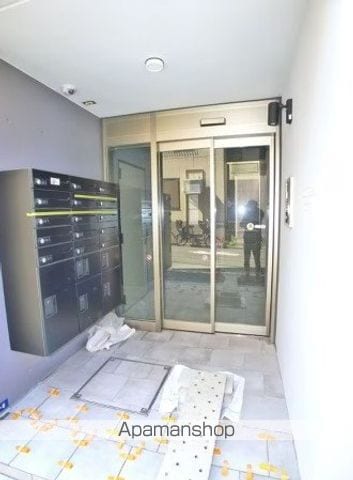 コンフォーリア門前仲町の玄関写真