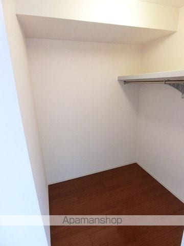 モダンコート新堀の内装写真