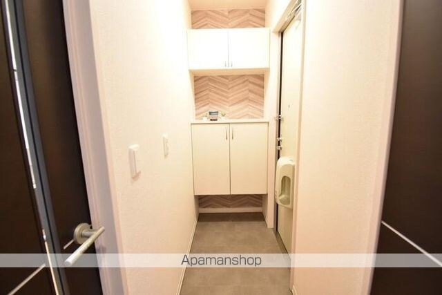 シャインポート屋島　Ｇ・Ｈ棟[2DK/50.42m2]の玄関