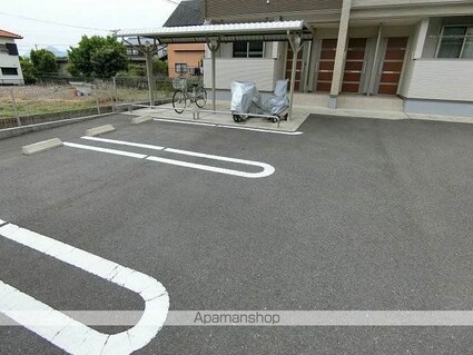 岐阜県岐阜市芥見大般若２丁目[2LDK/54.38m2]の駐車場