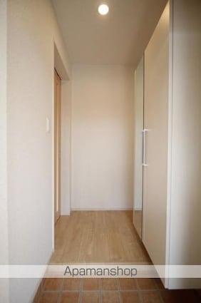 グランディール２８　Ｂ[1LDK/47.08m2]の玄関