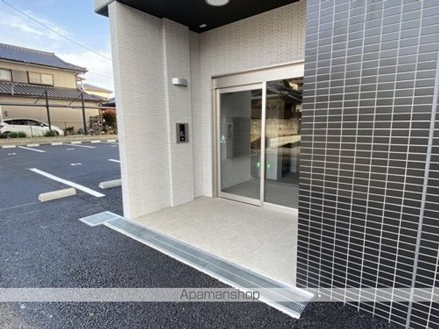 フェニックスハイツ八王寺の玄関写真