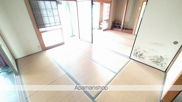 中川貸家の内装写真
