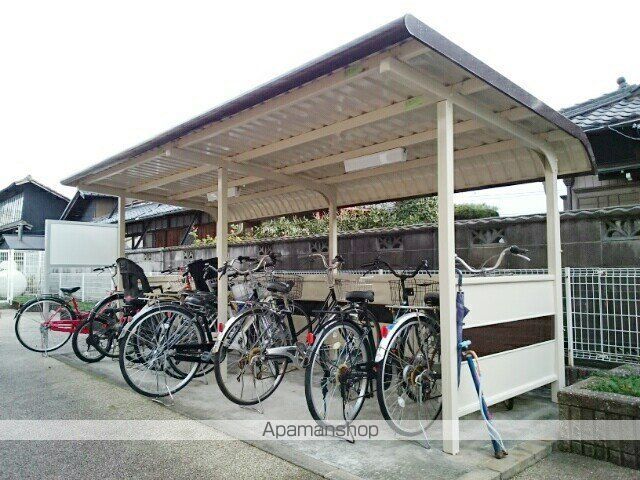 INUI 51の内装写真