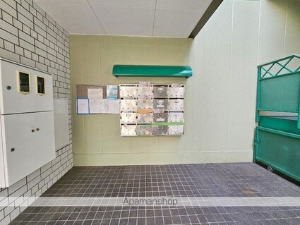 東京都足立区本木南町[2LDK/58.3m2]の共用部2