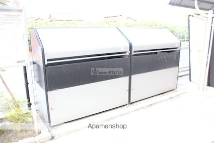 ベルローズＢ[2LDK/67.05m2]の共用部2