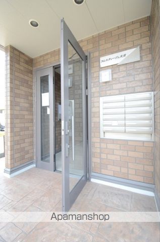 プレスティージュ大月の玄関写真