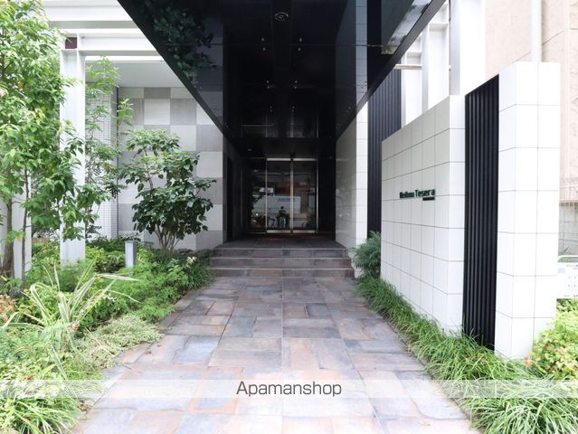 メイボーテセラの玄関写真