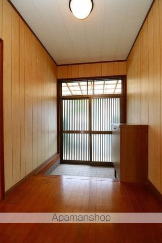 川西町福留貸家の内装写真