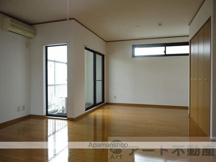 パルフェ喜与町[1R/47.4m2]のリビング・居間