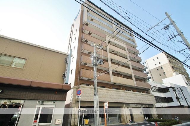 プレサンスOSAKA江坂の外観写真