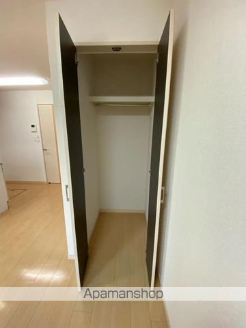 キャトルレーヴ　[1R/32.53m2]の収納