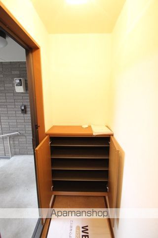 フローラ中里の内装写真