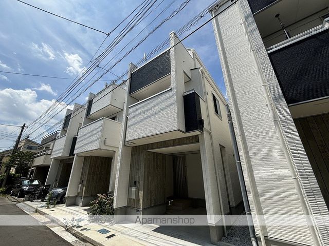 横浜線 大口駅 徒歩13分 3階建 築4年の外観写真