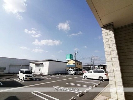 アルモニー倉敷Ⅲ[2LDK/55.12m2]の駐車場1