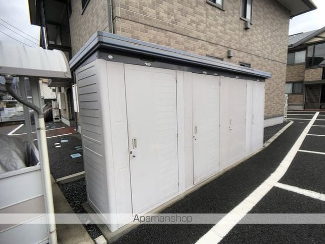 ファミール C棟の外観写真