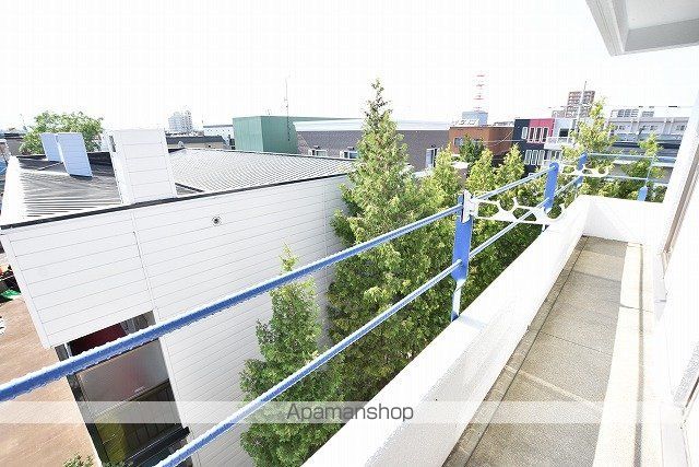 LEE SPACE北27条の内装写真