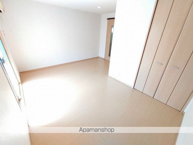 アウラ千里丘の内装写真
