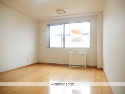 カーサデクエルノⅡ[1LDK/45.3m2]の共用部1