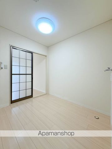 ラプラス和の内装写真