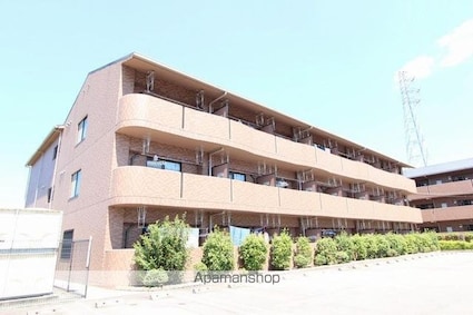 グランディールＦ[1K/30.6m2]の外観2