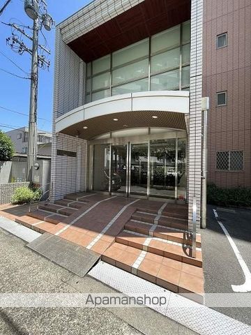 サムティレジデンス名城公園の玄関写真