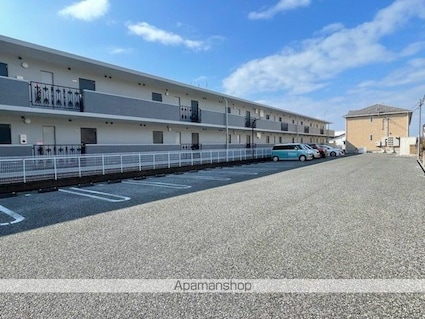 プリムローズ・キャッスル[1LDK/42.55m2]の駐車場4