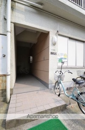 吉村ビル[1DK/22.5m2]のエントランス2